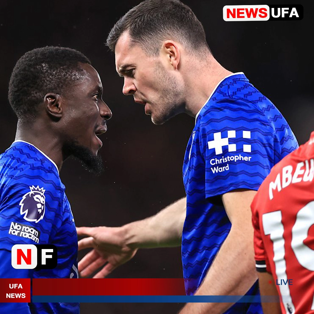 กูเย่โดนไล่ออกหลังตบเพื่อนร่วมทีม แต่โมเยสกลับ “ชอบแบบนี้นะ”