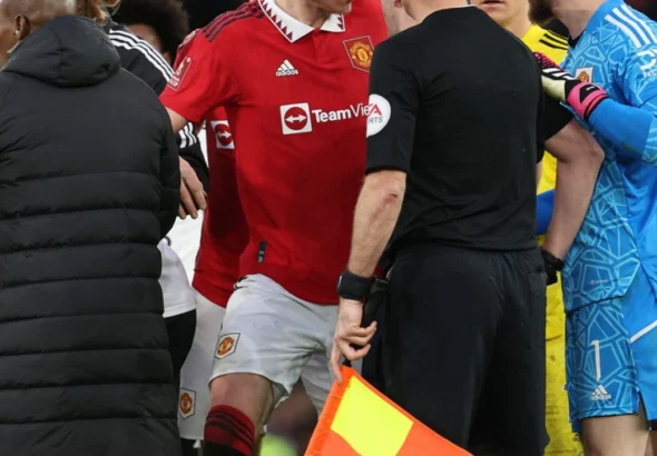 ผลบอลแมนยู 10 คน เปิดบ้านพ่าย ไบรท์ตัน 1-2 ร่วงเอฟเอ คัพ